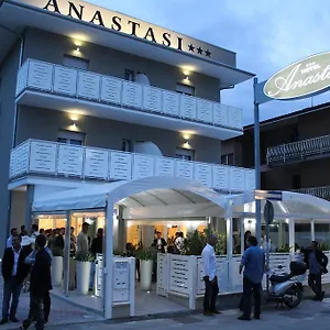 Hotel Anastasi E